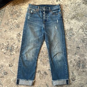 Levi blue Jean size W25